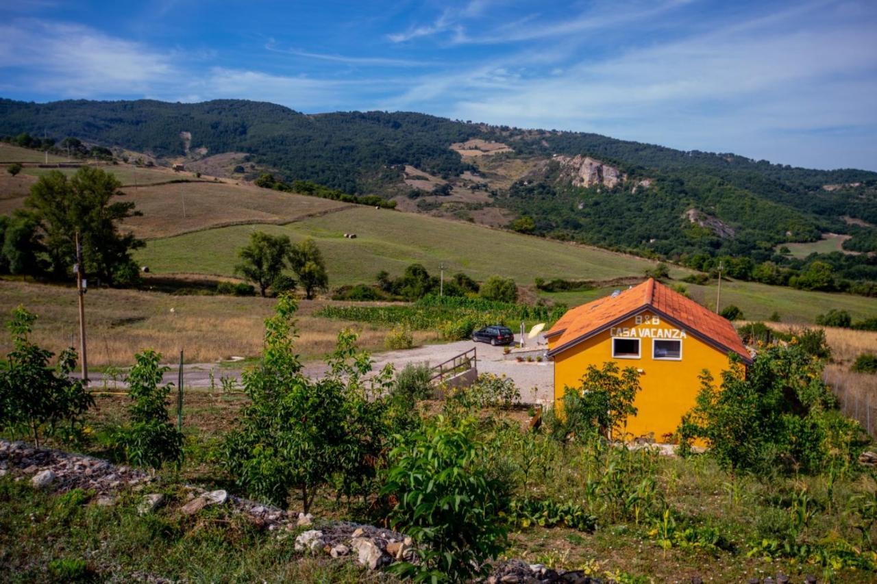 Spazio Natura คาสเตลเมซซาโน ภายนอก รูปภาพ